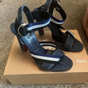 Christian Louboutin jean heals 38.5